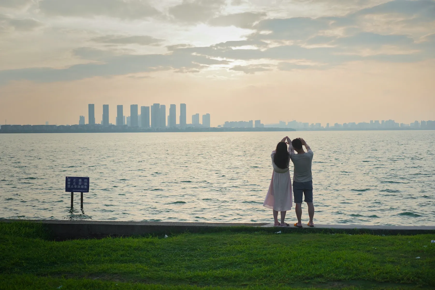 Hướng Dẫn Cho Các Cặp Đôi ở Melbourne: 20 Trải Nghiệm Lãng Mạn Nhất Để Chia Sẻ