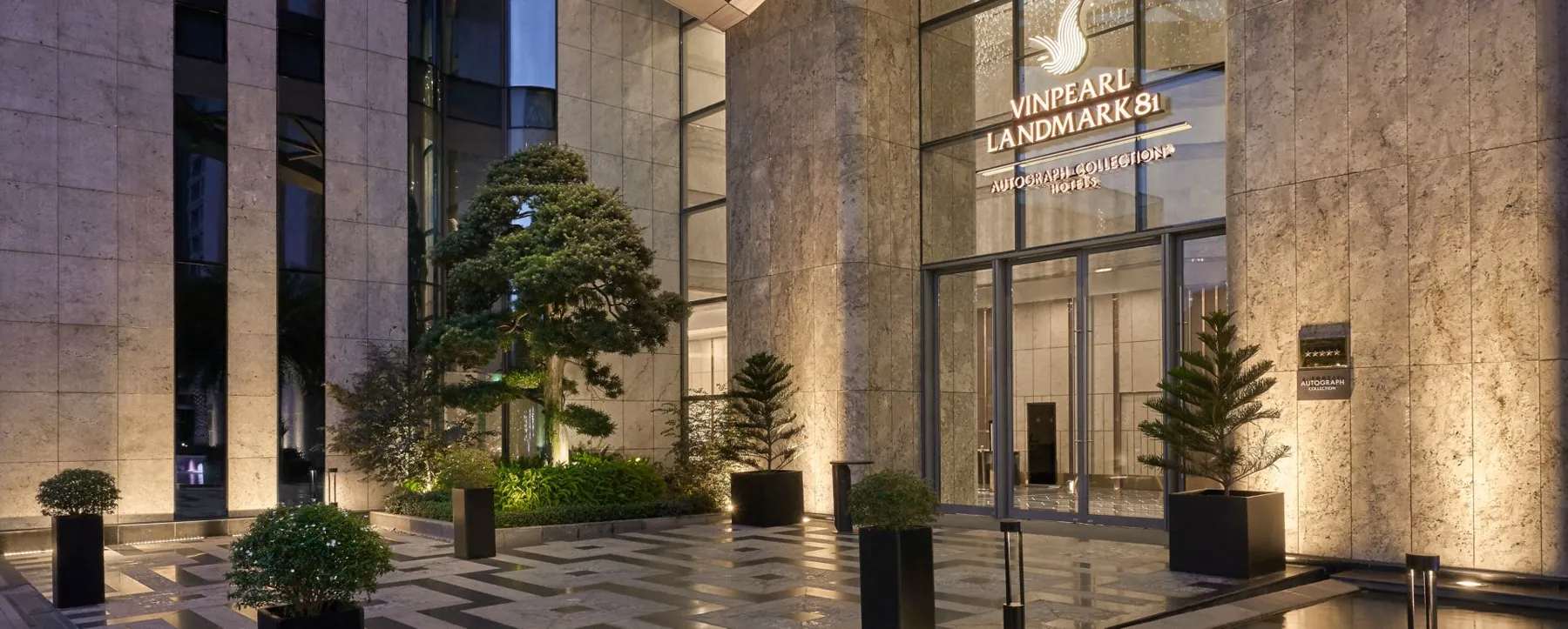Vinpearl Landmark 81: Khách sạn cao nhất Việt Nam tại tòa nhà 461m