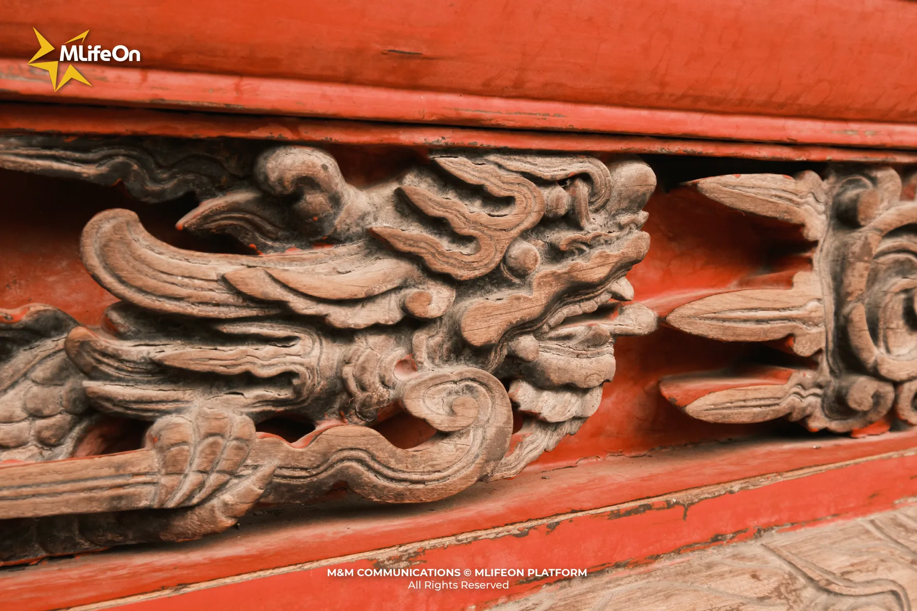 The carved dragons and clouds symbolize nobility and stand as proof of the remarkable skill of ancient craftsmen.