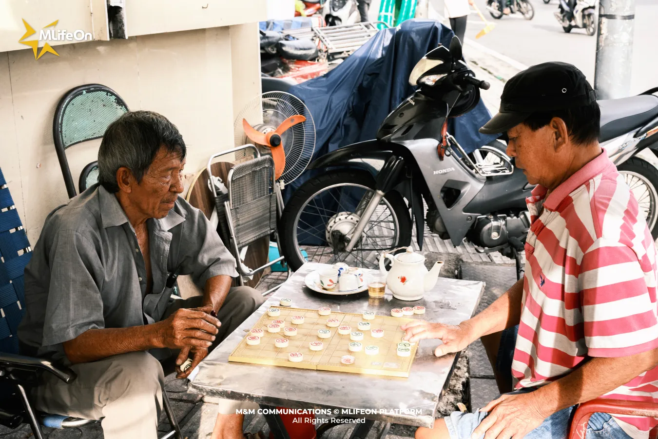Frame 1136.jpg
