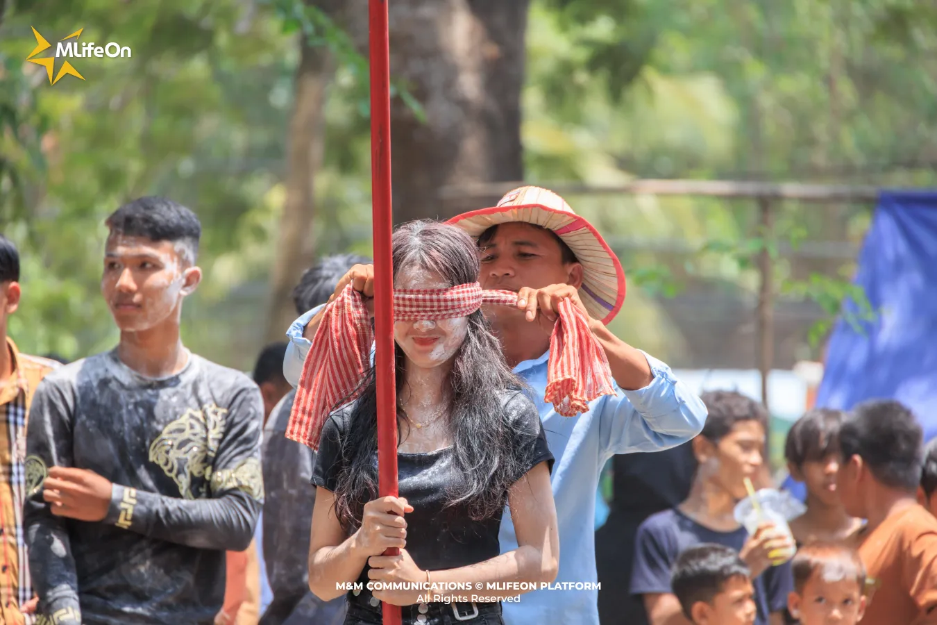 Frame 1230.jpg