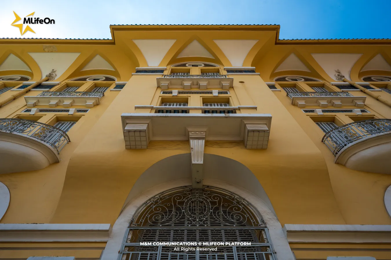 Frame 1562.jpg