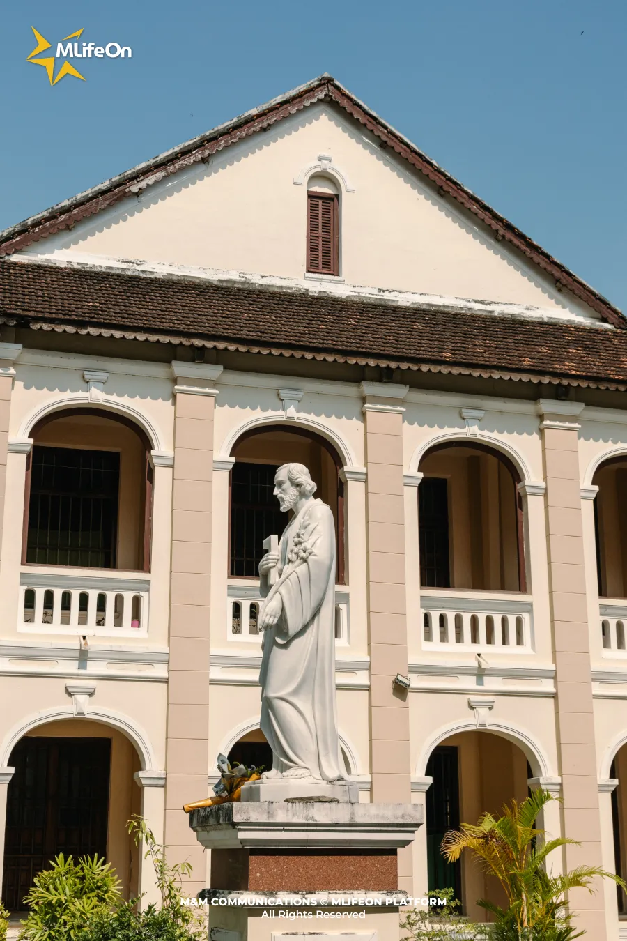 Frame 1757.jpg